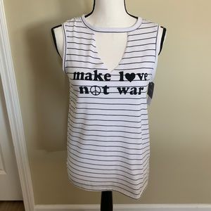 Make Love Not War muscle tee, XS NWT.